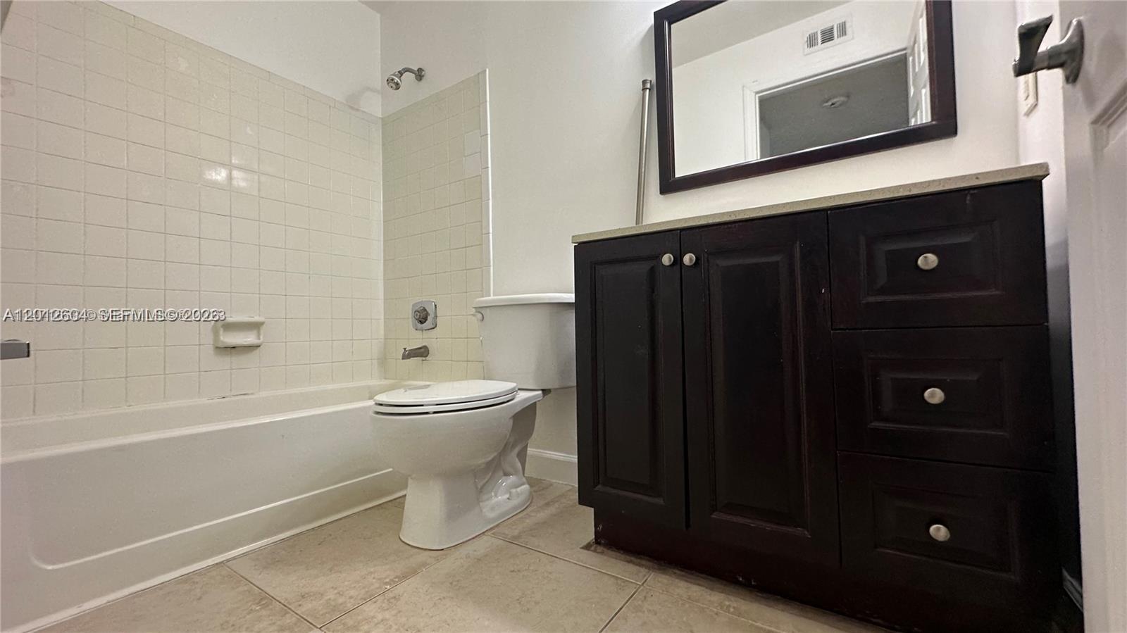 1243 Southwest 46th Avenue, Unit 1111 Pompano Beach, FL 33069 - Photo 4 of 23