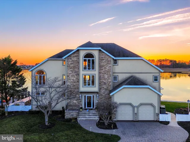 $2,550,000 | 7 White Oak Road, Rehoboth Beach, DE 19971