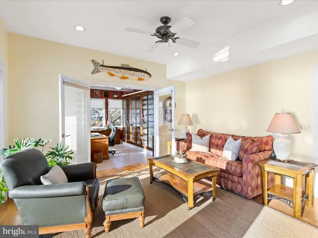 $2,550,000 | 7 White Oak Road, Rehoboth Beach, DE 19971