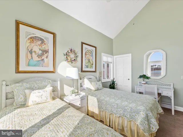 $2,550,000 | 7 White Oak Road, Rehoboth Beach, DE 19971