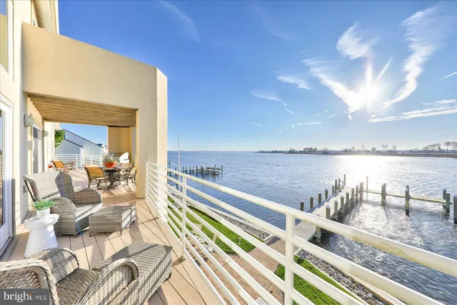 $2,550,000 | 7 White Oak Road, Rehoboth Beach, DE 19971