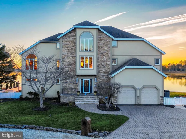 $2,550,000 | 7 White Oak Road, Rehoboth Beach, DE 19971