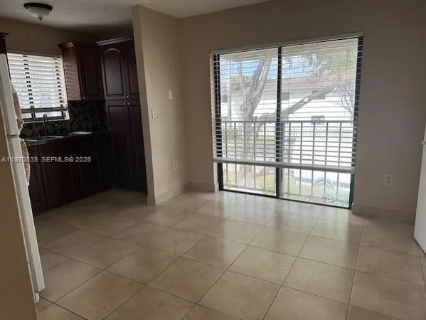 $249,900 | 1521 West 42nd Place, Unit 18, Hialeah, FL 33012