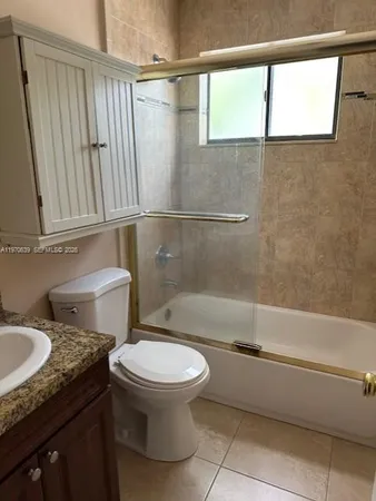 $249,900 | 1521 West 42nd Place, Unit 18, Hialeah, FL 33012