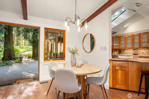$2,895,000 | 16 Bridlewood Circle, Kirkland, WA 98033