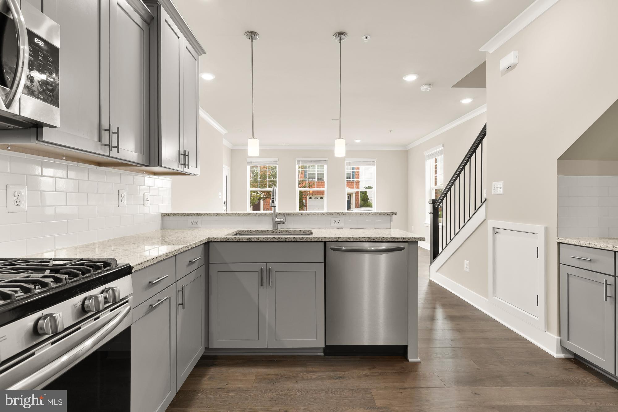 7964 Potter Place, Unit B Elkridge, MD 21075 - Photo 9 of 25 Kitchen