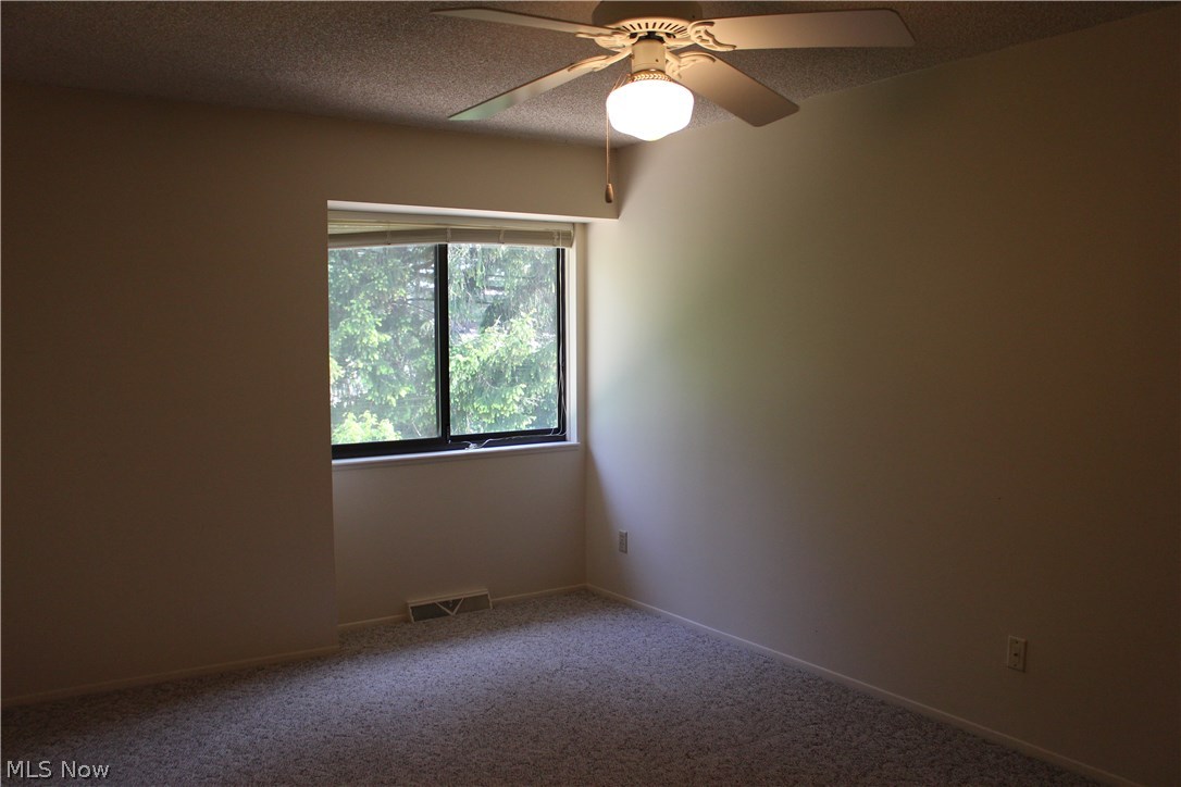 1102 Hampton Ridge Drive Akron, OH 44313 - Photo 12 of 31 Gallery Image 12