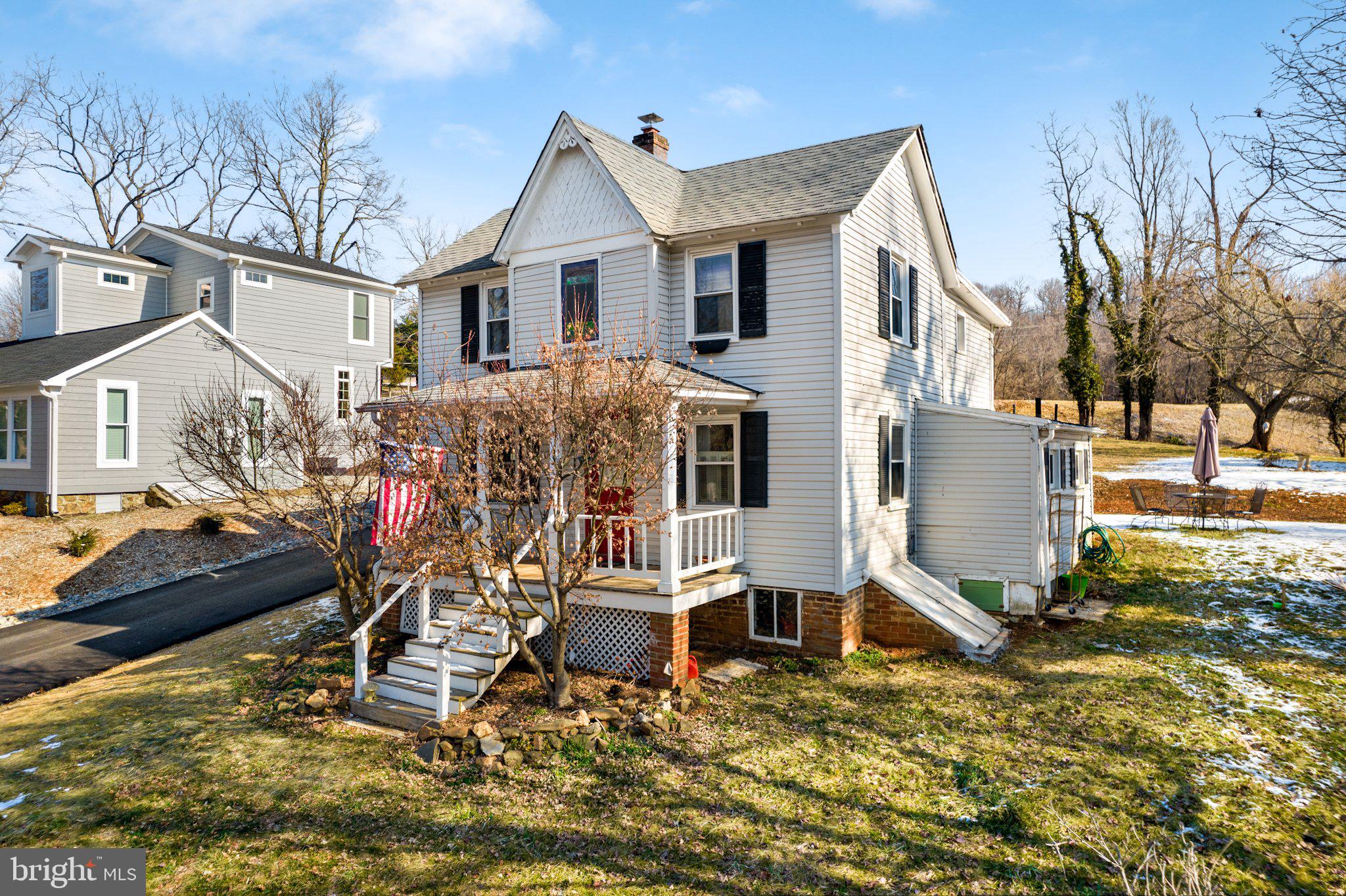 17350 Dry Mill Road Leesburg, VA 20175 - Photo 2 of 30 Exterior & Porch