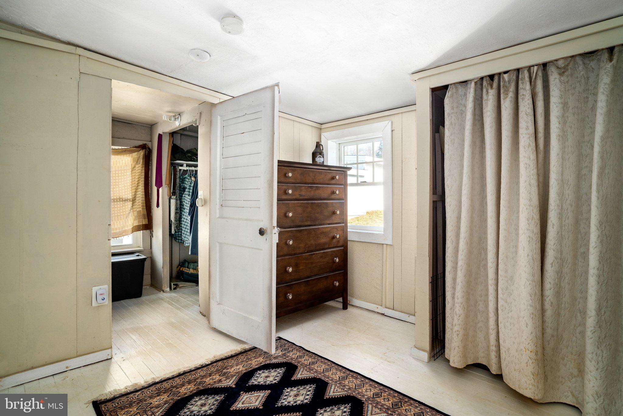 17350 Dry Mill Road Leesburg, VA 20175 - Photo 21 of 30 Master Bedroom Sitting Room & Walk-in Closet