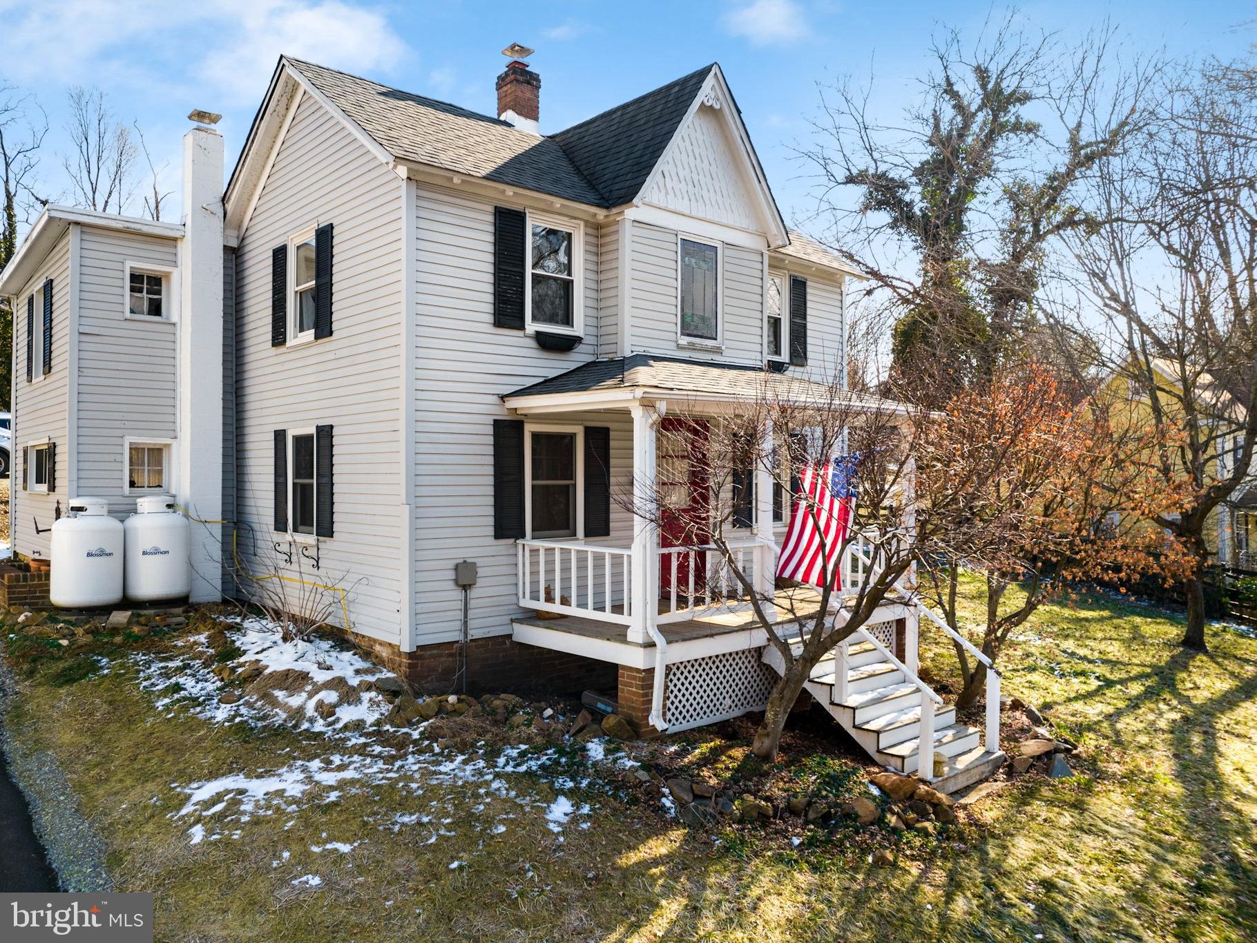 17350 Dry Mill Road Leesburg, VA 20175 - Photo 3 of 30 Exterior & Porch
