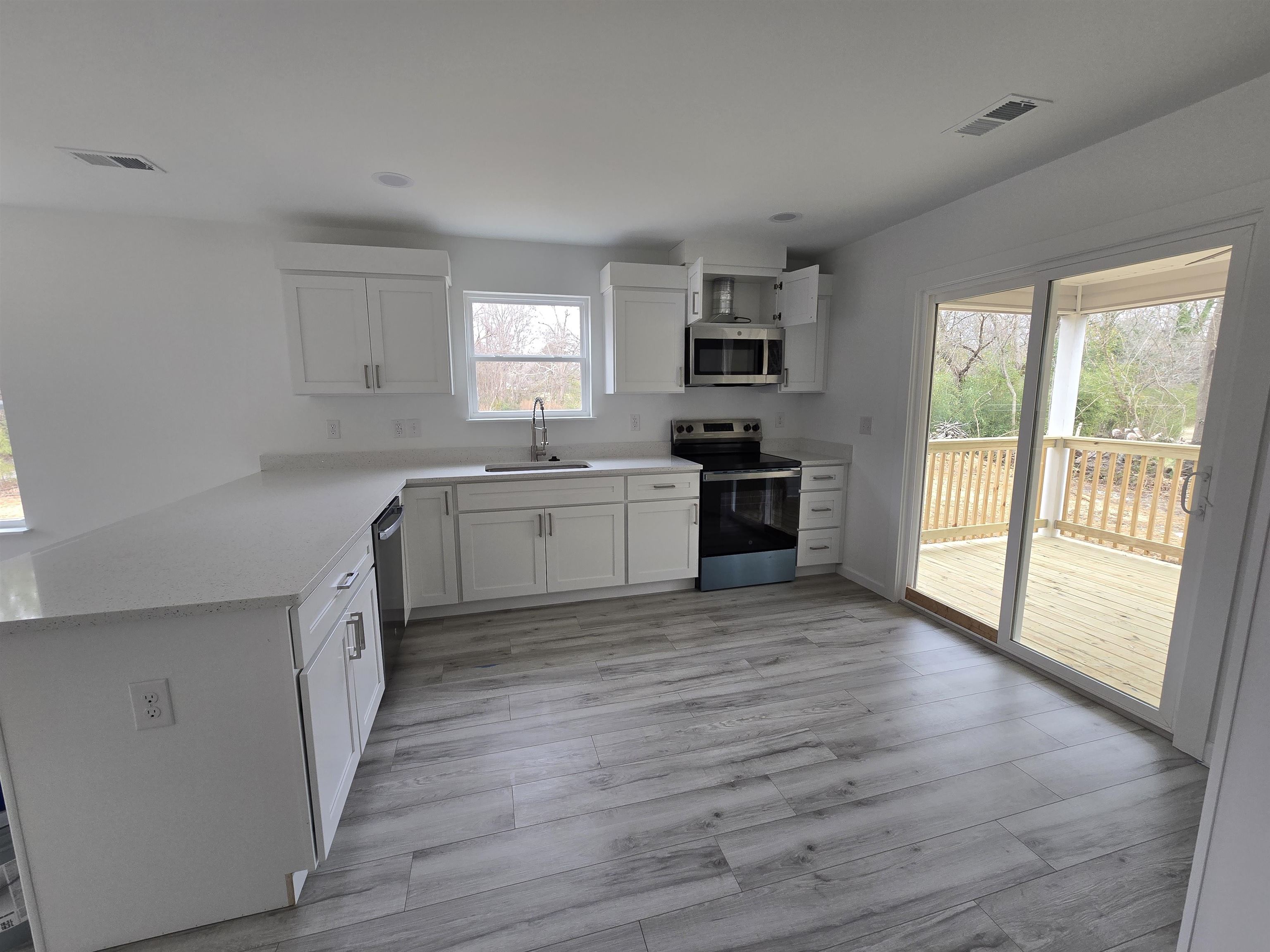 230 Oak Road Pacolet, SC 29372 - Photo 9 of 18