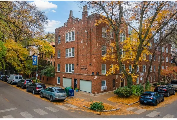 $2,345 | 2147 North Fremont Street, Unit 2N, Chicago, IL 60614