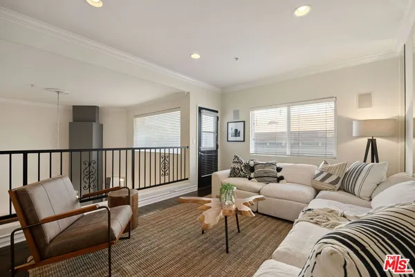 $1,450,000 | 1717 South Barrington Avenue, Unit 103, Los Angeles, CA 90025