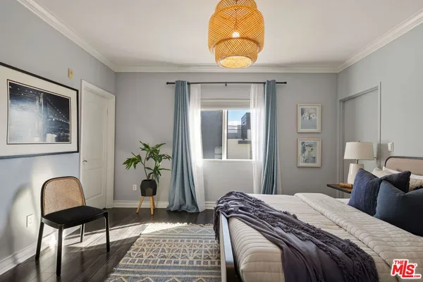 $1,450,000 | 1717 South Barrington Avenue, Unit 103, Los Angeles, CA 90025