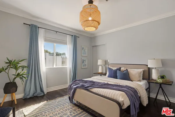 $1,450,000 | 1717 South Barrington Avenue, Unit 103, Los Angeles, CA 90025