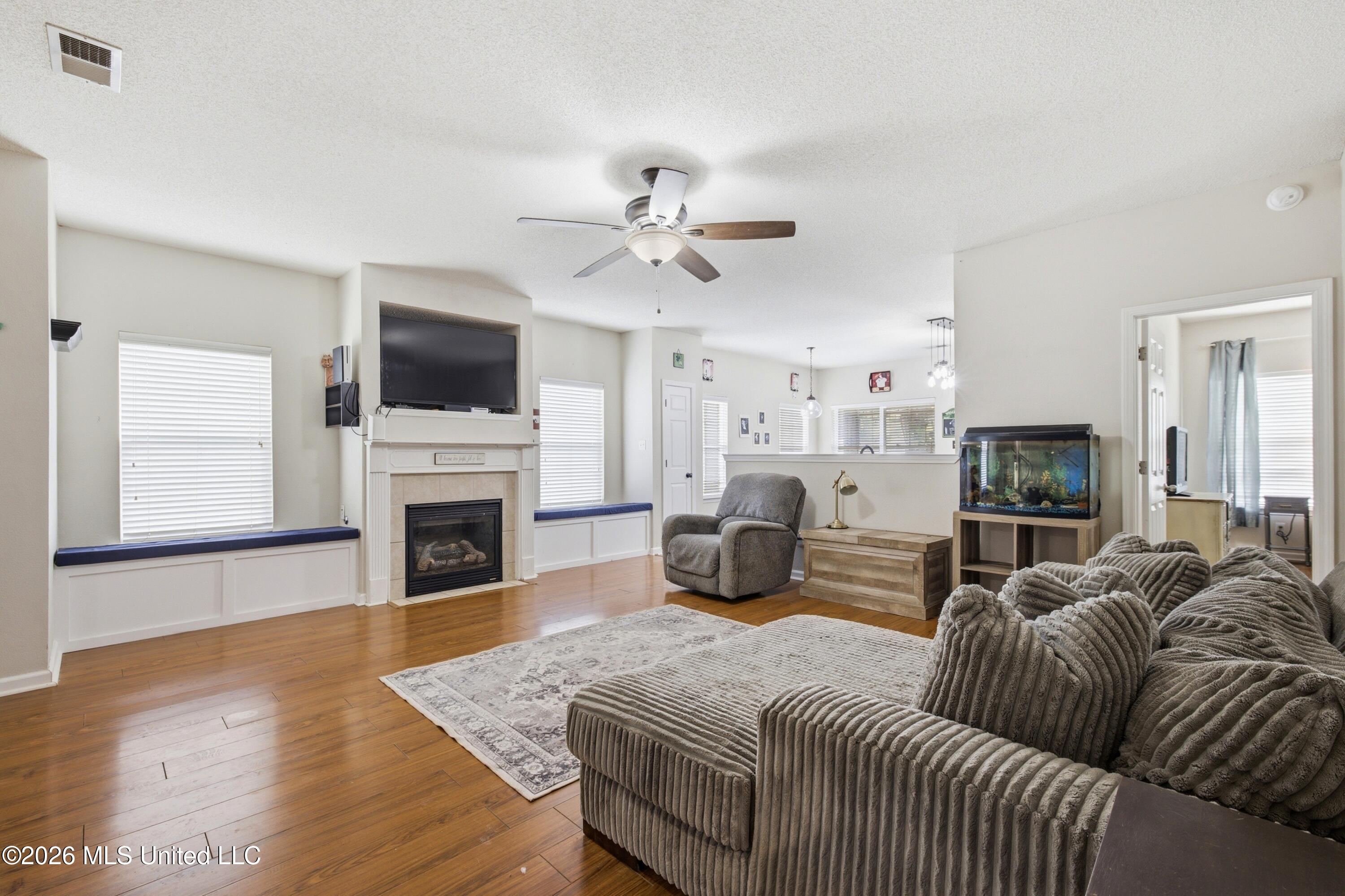 7341 Red Maple Drive Olive Branch, MS 38654 - Photo 13 of 28 934A7982_6fd0d5ef