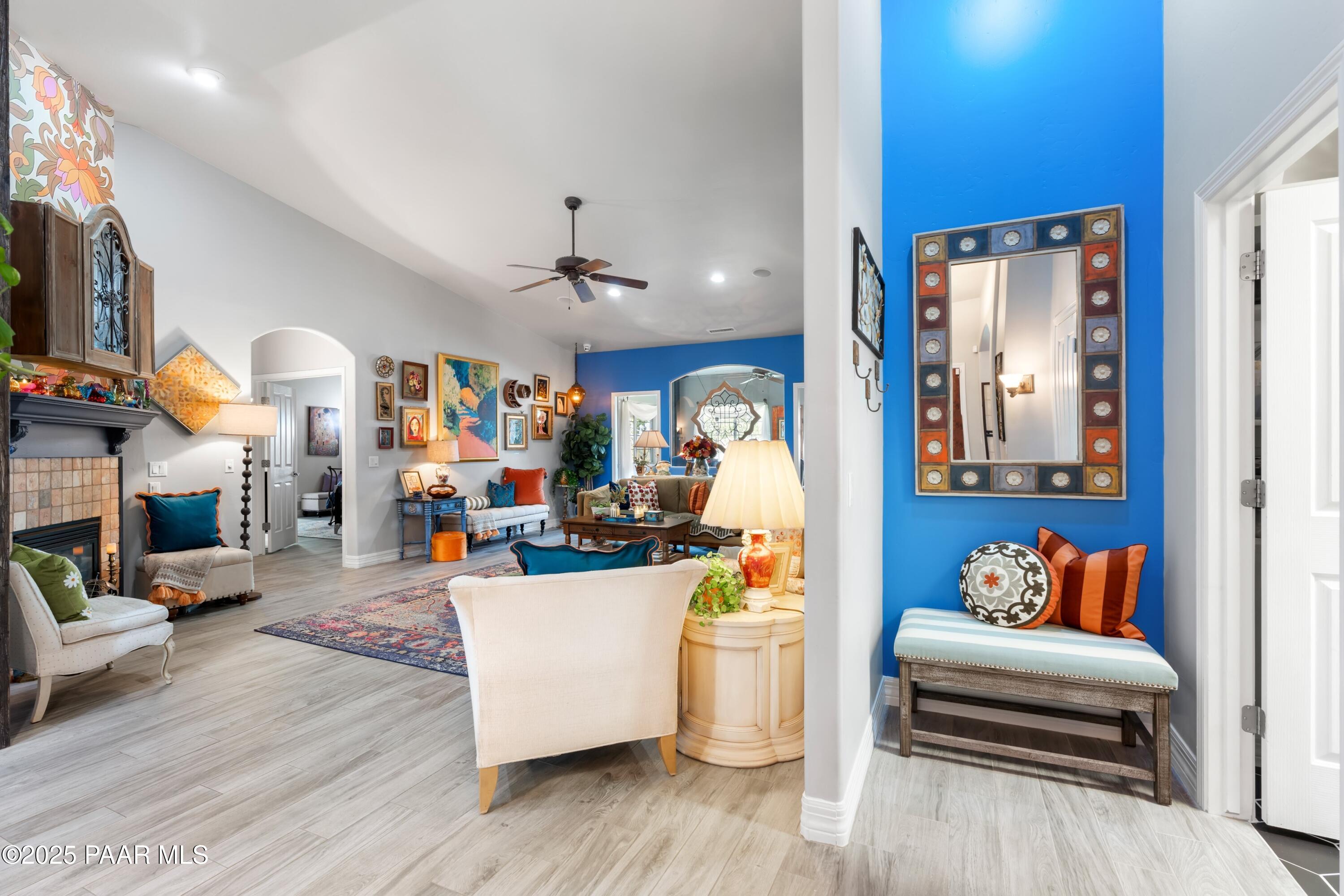 1530 West Ridge Drive Prescott, AZ 86305 - Photo 18 of 71 018_Hallway to Living Room & Laundry