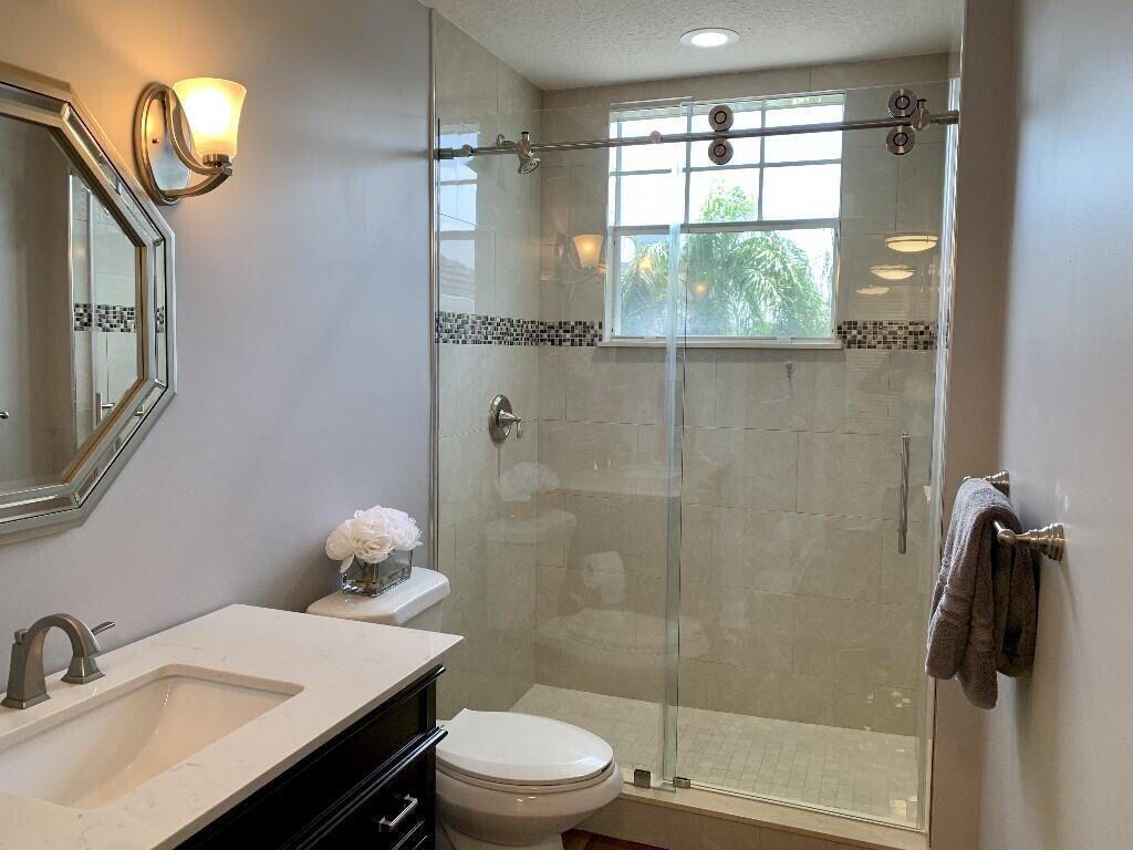 605 Mainsail Circle Jupiter, FL 33477 - Photo 17 of 35 16