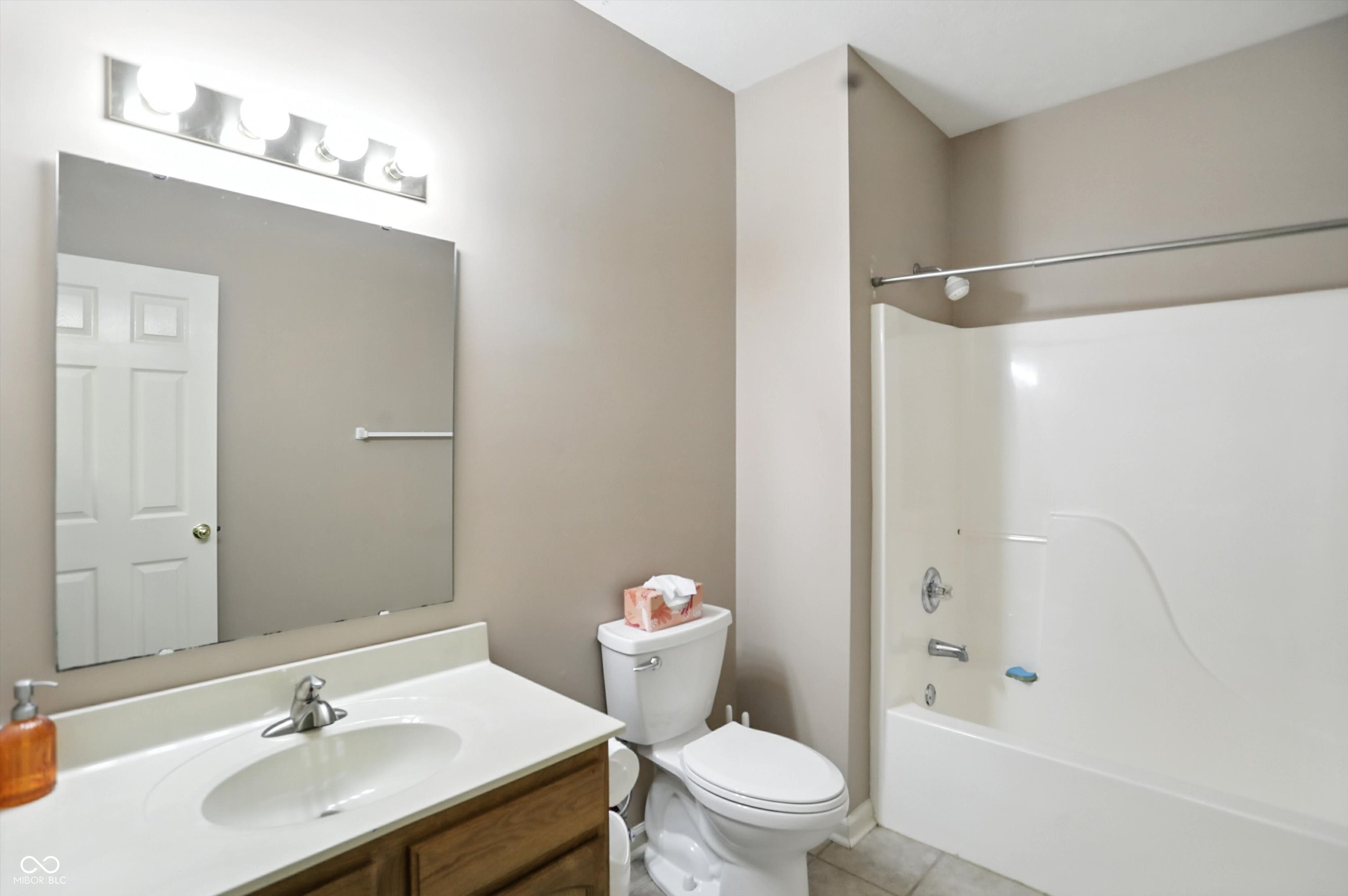 8946 Tilly Mill Road Indianapolis, IN 46278 - Photo 32 of 41 Gallery Image 32