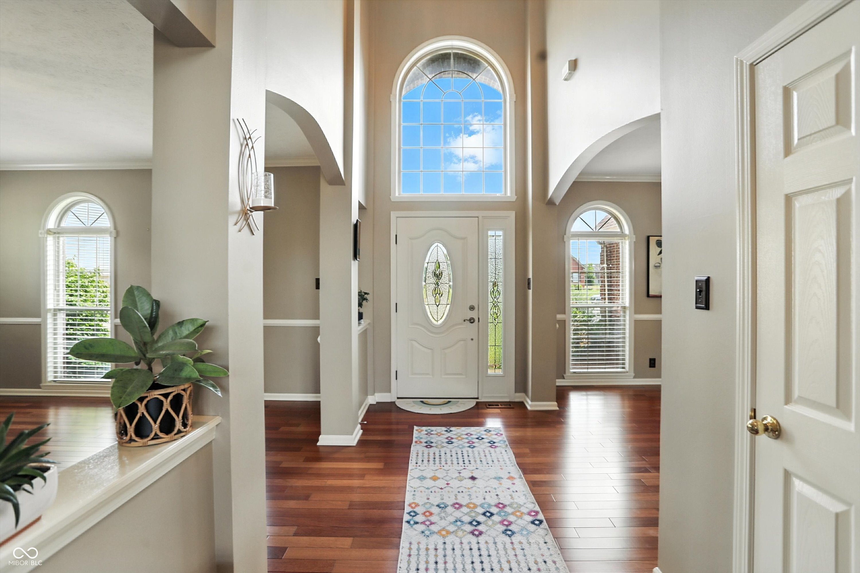 8946 Tilly Mill Road Indianapolis, IN 46278 - Photo 4 of 41 Gallery Image 4