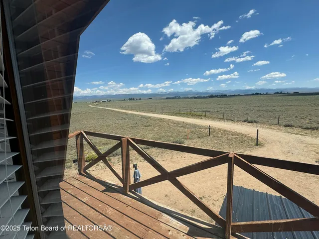 $360,000 | 22 Mason Drive, Cora, WY 82941