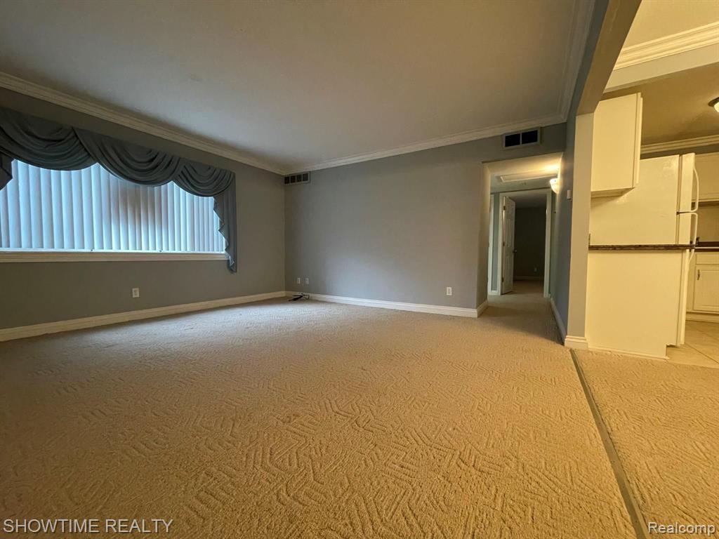 2309 Walton Boulevard, Unit 34 Rochester Hills, MI 48309 - Photo 10 of 22