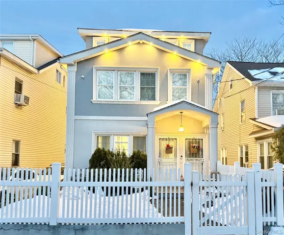 $1,199,000 | 11629 166th Street | St. Albans