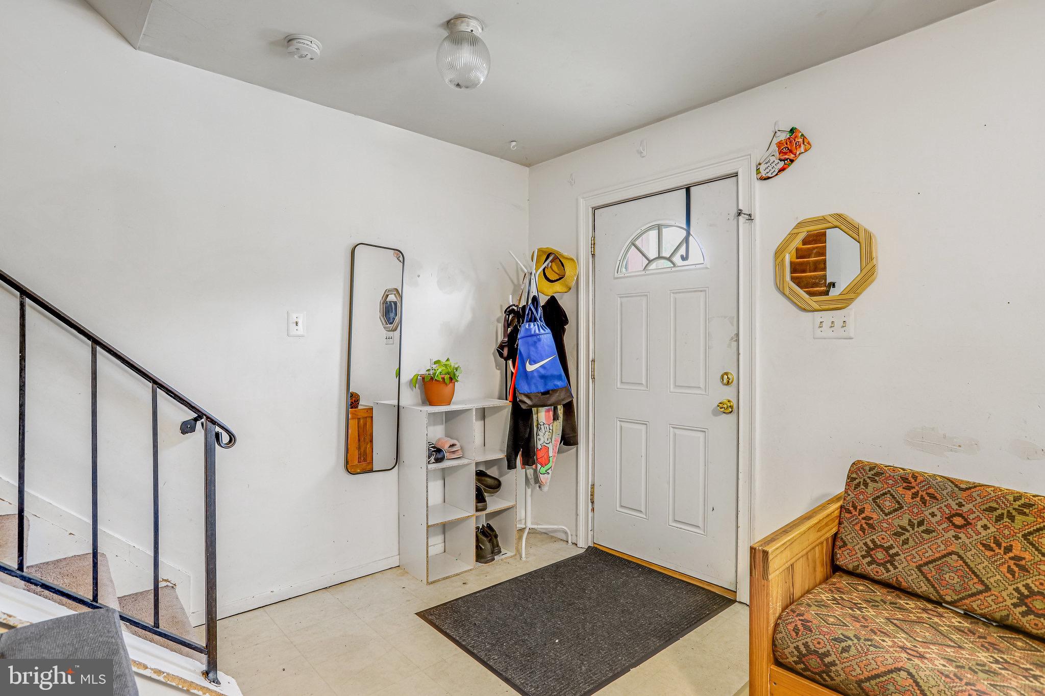 24 Mountaingate Drive Frederick, MD 21703 - Photo 3 of 32 a view of entryway with furniture and rug