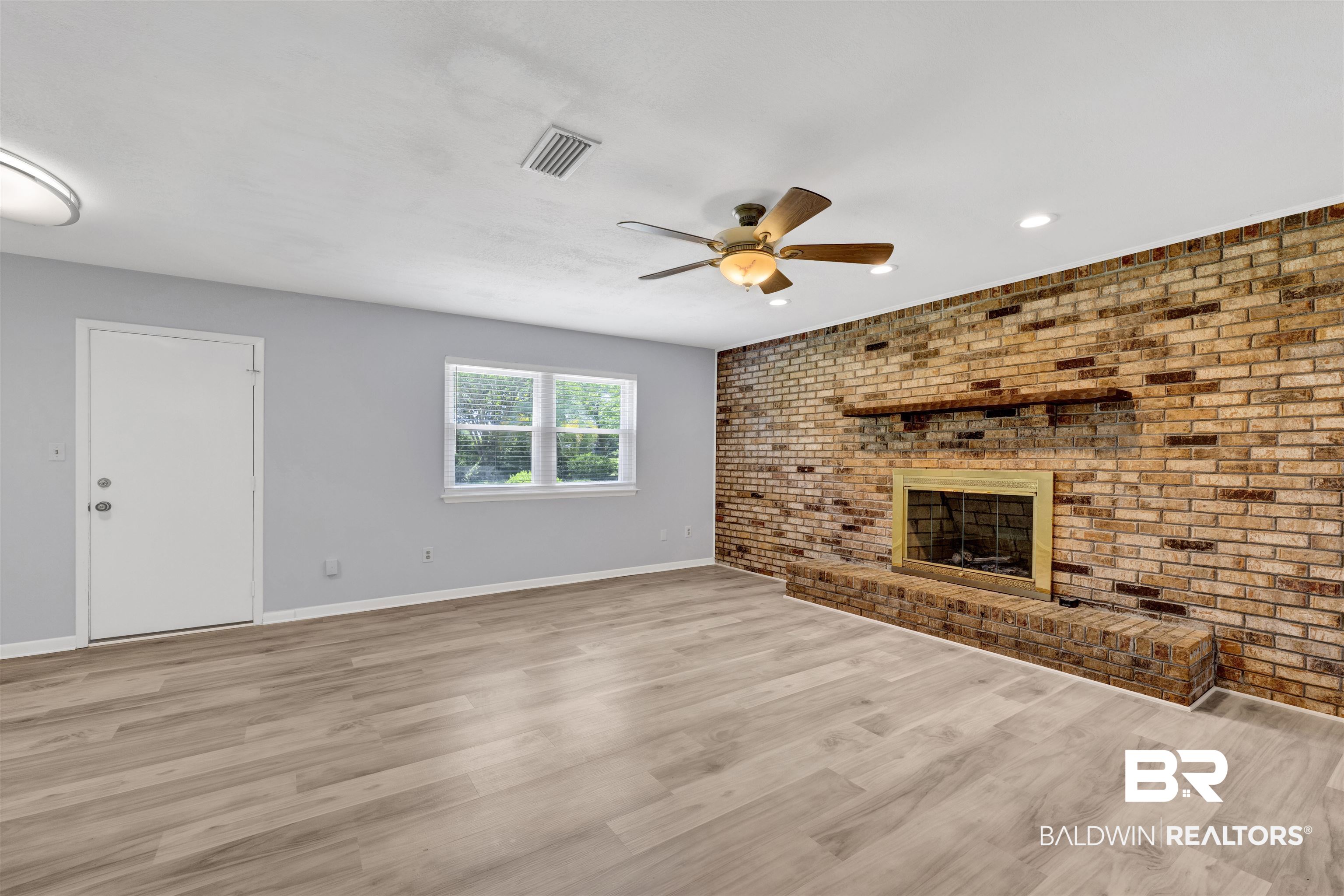 16718 Bogle Lane Foley, AL 36535 - Photo 5 of 32