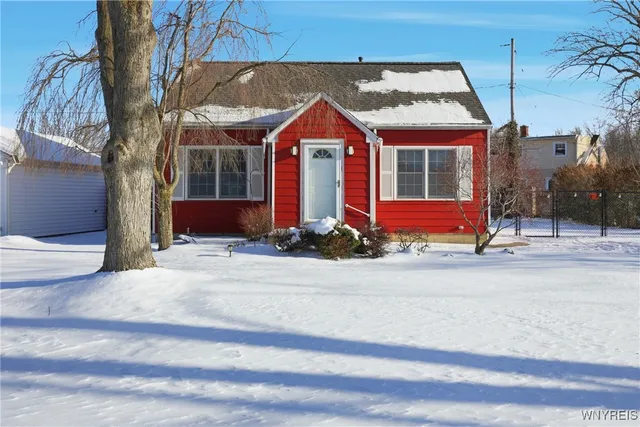 $229,900 | 90 Willow Drive, Tonawanda, NY 14150