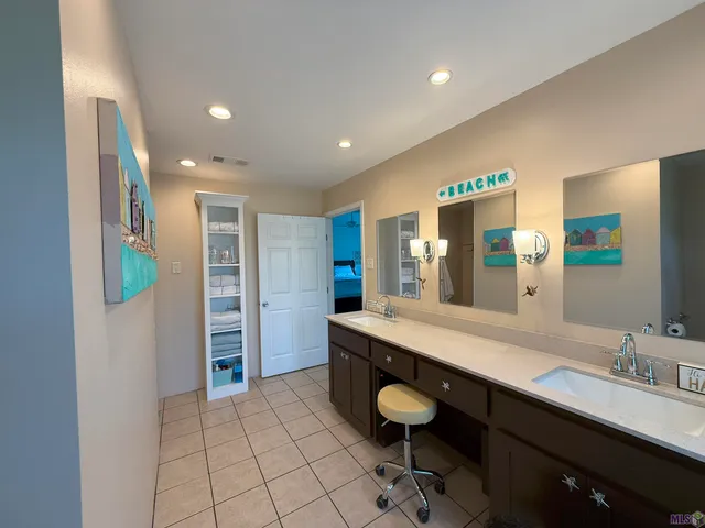 $590,000 | 301 Efferson Lane, Greensburg, LA 70441