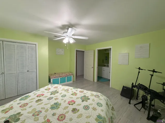 $590,000 | 301 Efferson Lane, Greensburg, LA 70441