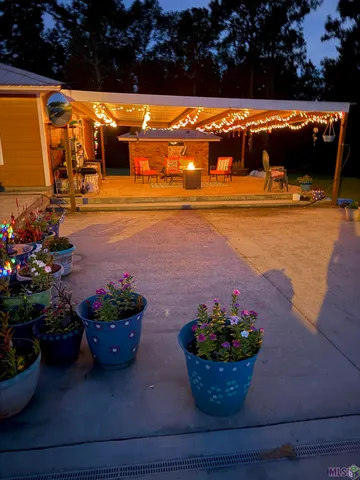 $590,000 | 301 Efferson Lane, Greensburg, LA 70441