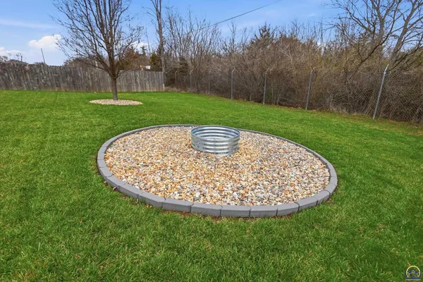 $249,900 | 3808 Northwest Cherry Creek Drive, Topeka, KS 66618