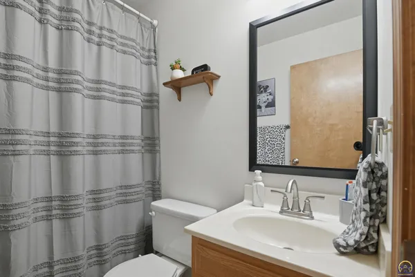 $249,900 | 3808 Northwest Cherry Creek Drive, Topeka, KS 66618