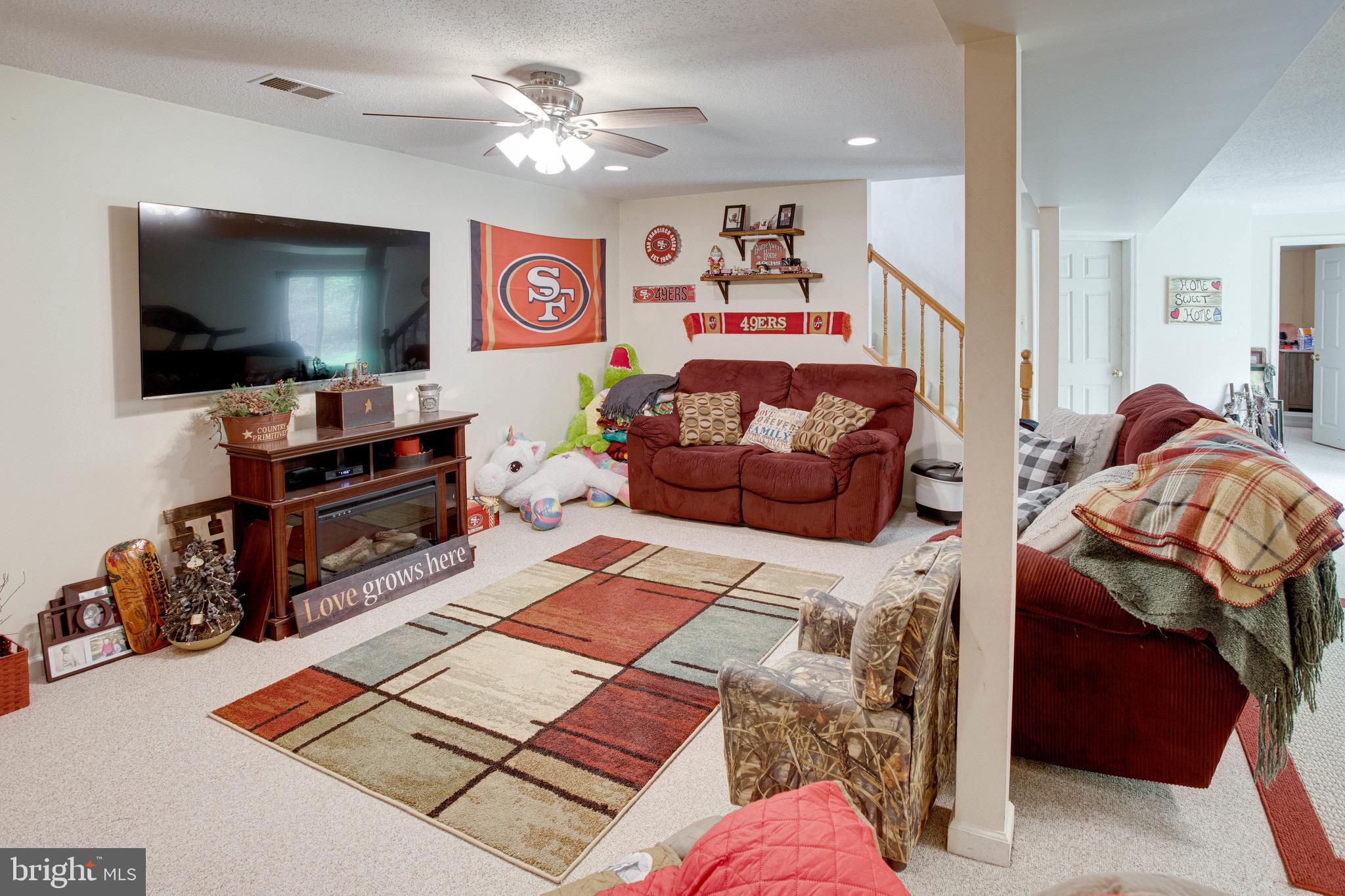 18343 Sharon Road Triangle, VA 22172 - Photo 32 of 46 Gallery Image 32