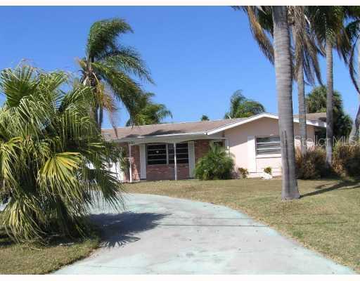 4121 Headsail Drive New Port Richey, FL 34652 - Photo 1 of 1 Exterior Front