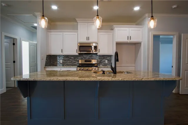 $255,000 | 1614 Louis Street, Bryan, TX 77803