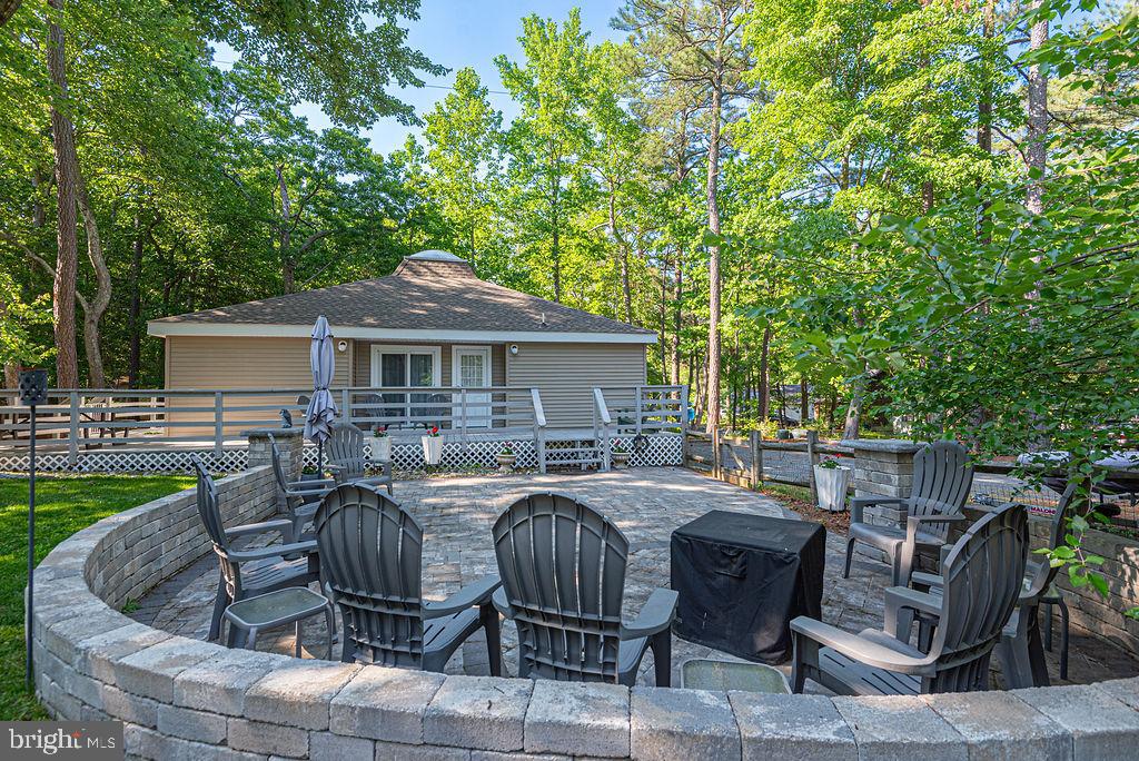 25 Rabbit Run Lane Ocean Pines, MD 21811 - Photo 2 of 89 Stunning Hardscape Patio