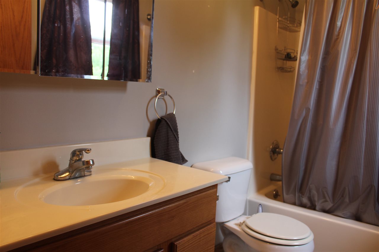 7675 30 3/4 Road Cadillac, MI 49601 - Photo 16 of 37 1848525-15.JPG
