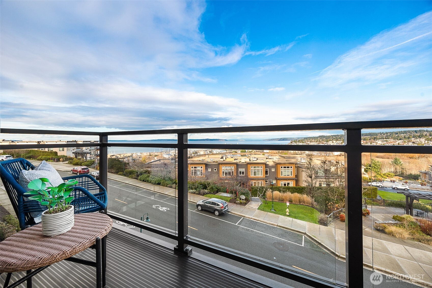 50 Pine Street, Unit 302 Edmonds, WA 98020 - Photo 6 of 40