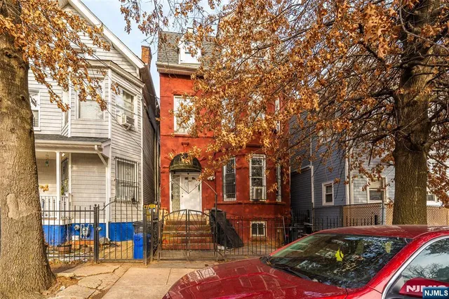 $630,000 | 267 6th Avenue West, Newark, NJ 07107