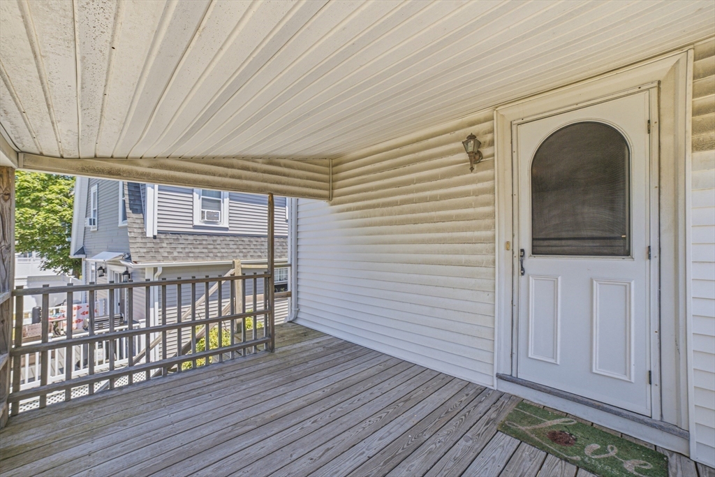 126 Brookfield Road Winthrop, MA 02152 - Photo 28 of 39
