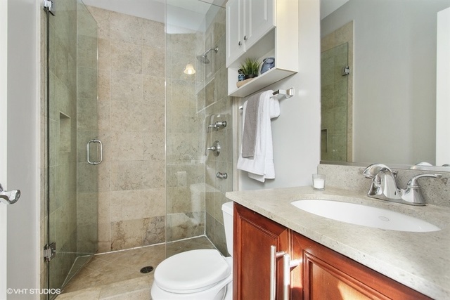 3416 North Racine Avenue, Unit 3 Chicago, IL 60657 - Photo 7 of 11