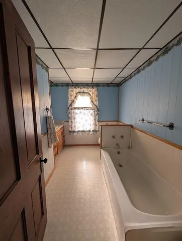 a view of utility room