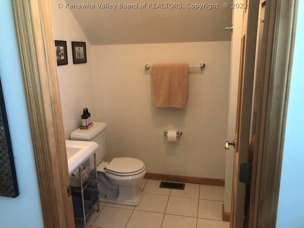 1829 Evans Road Cottageville, WV 25239 - Photo 33 of 49 Gallery Image 33