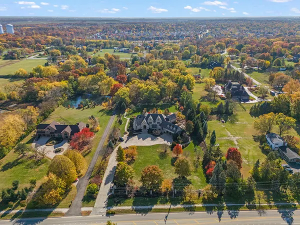 $6,700,000 | 24W141 Hobson Road, Naperville, IL 60540