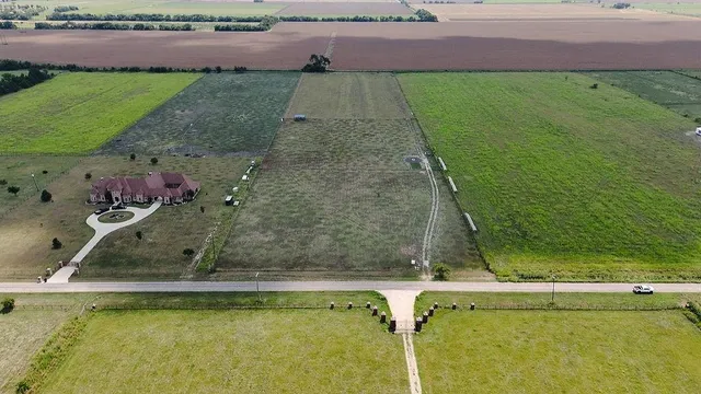 a view of a outdoor space