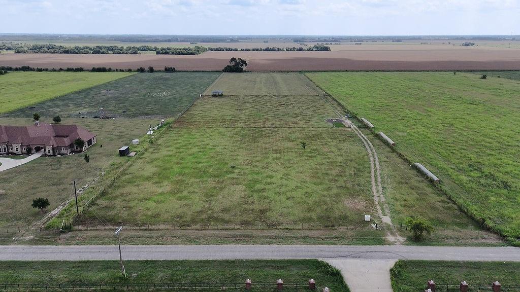 1901 Hunsucker Road Red Oak, TX 75152 - Photo 2 of 15 a view of a garden with an outdoor seating