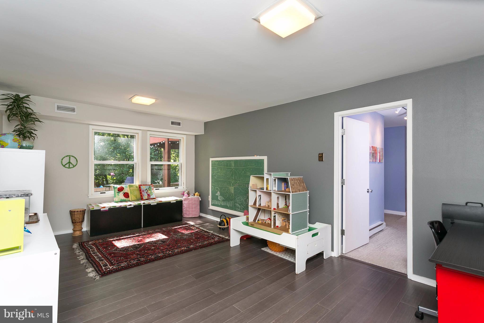 14000 Sunnybrook Road Phoenix, MD 21131 - Photo 22 of 30 Family Room